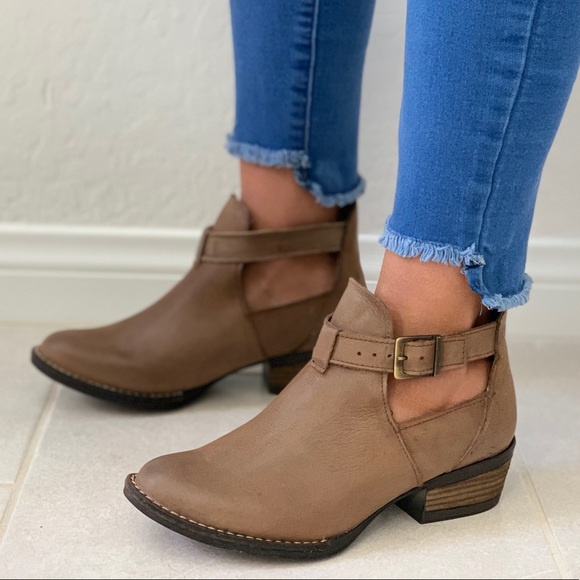 Distressed Leather Boho Chic Cut Out Ankle Bootie - Picture 4 of 6